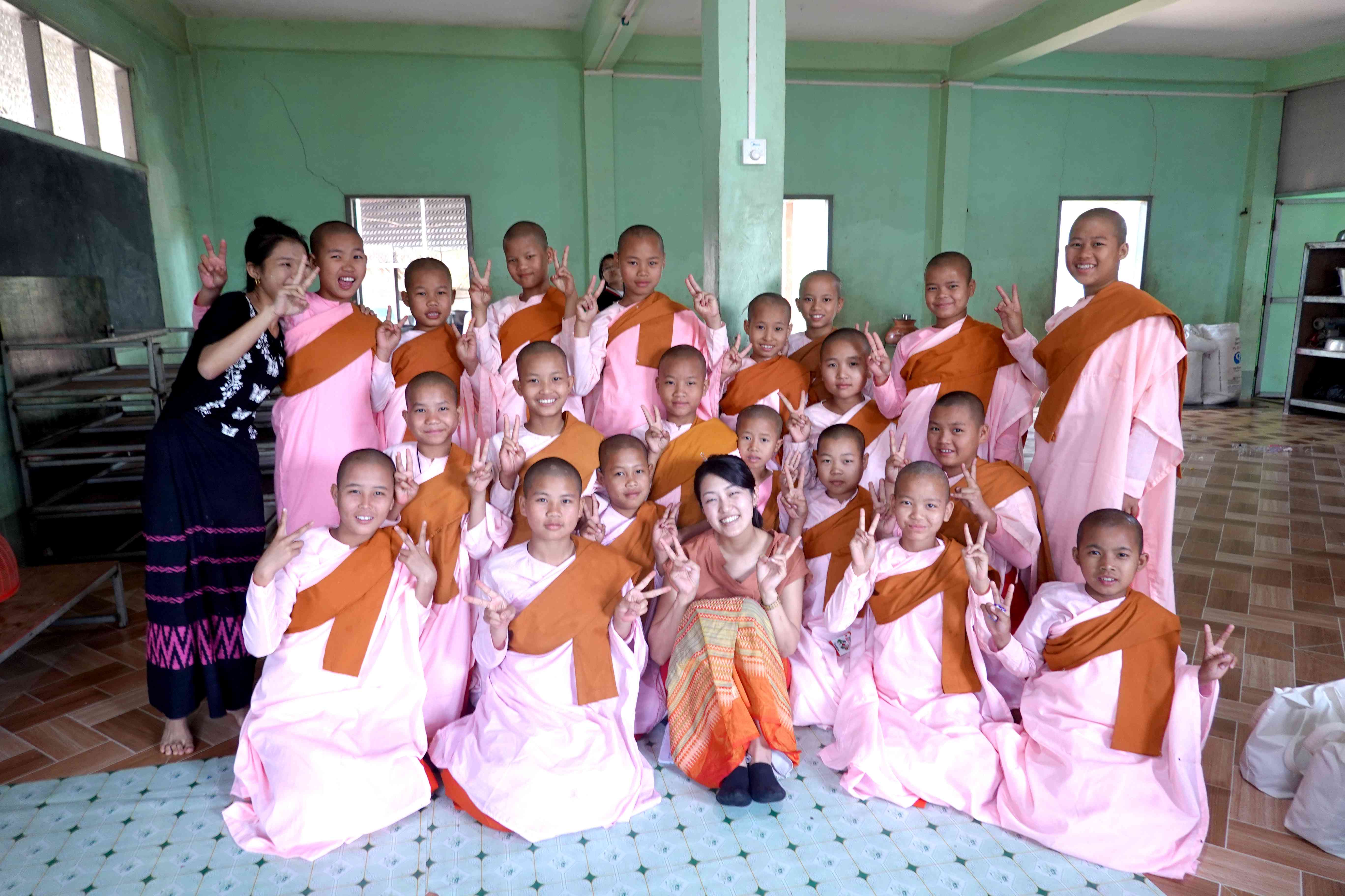 生活支援・心の交流 ミャンマー尼僧院支援